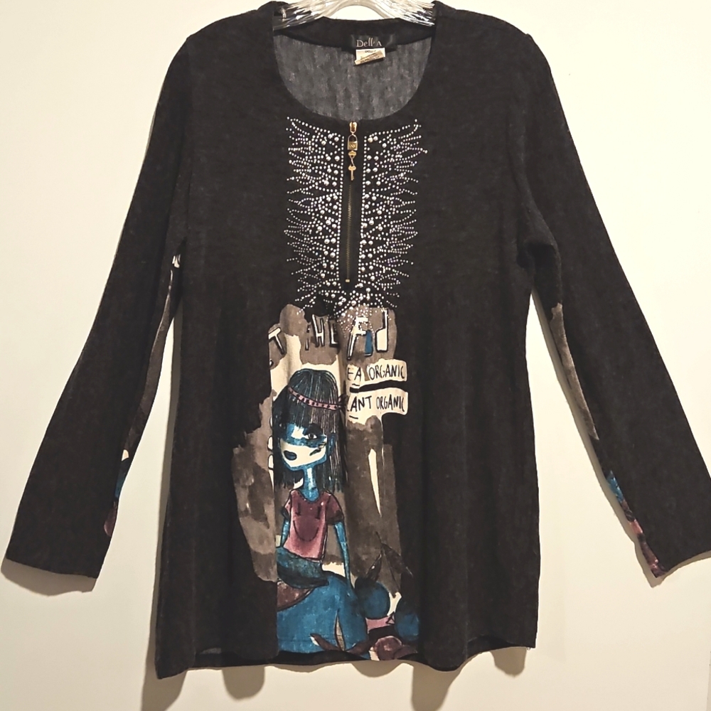 DELL'A Aolinpike Key Lock Detail Long Sleeve Graphic Tunic Small Vegan Organic